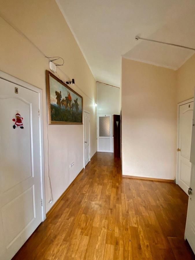 Хостелы Esentai Hostel Алматы-17