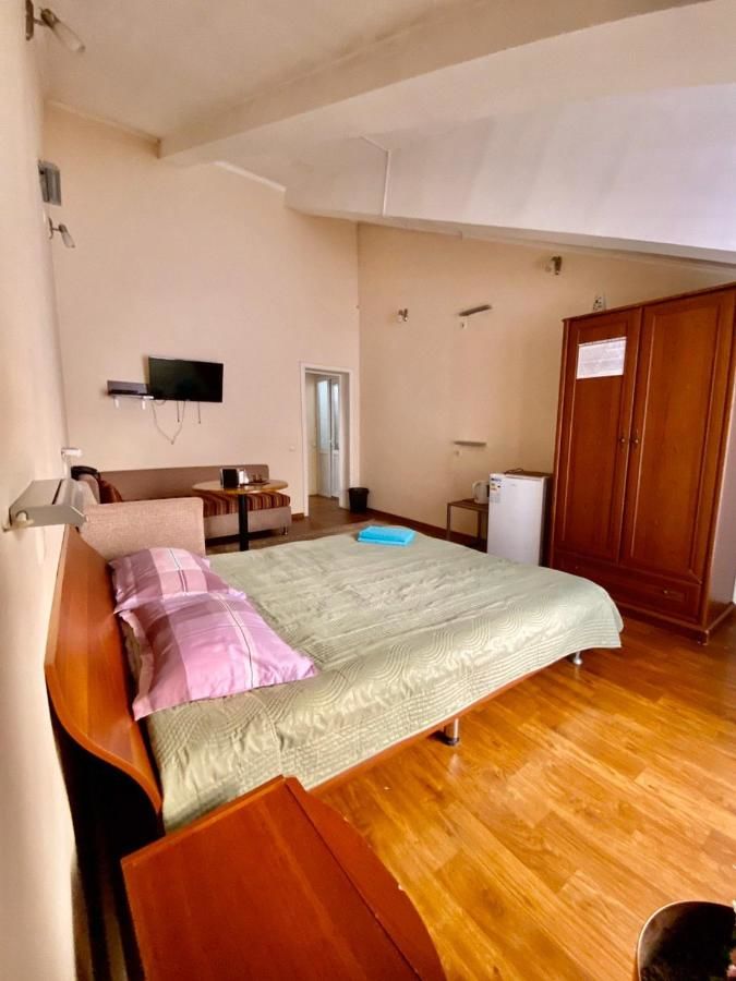 Хостелы Esentai Hostel Алматы-21