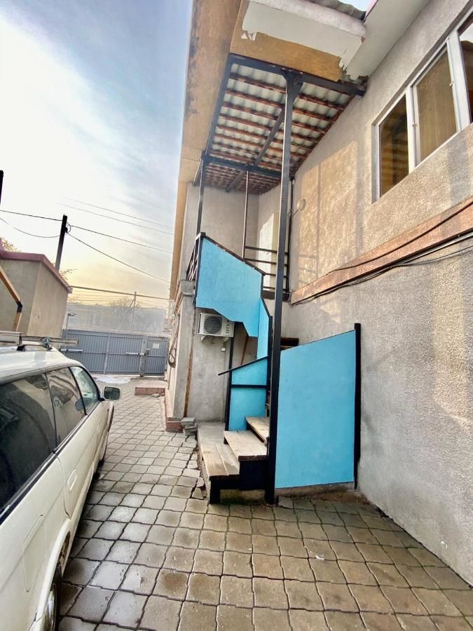 Хостелы Esentai Hostel Алматы-40