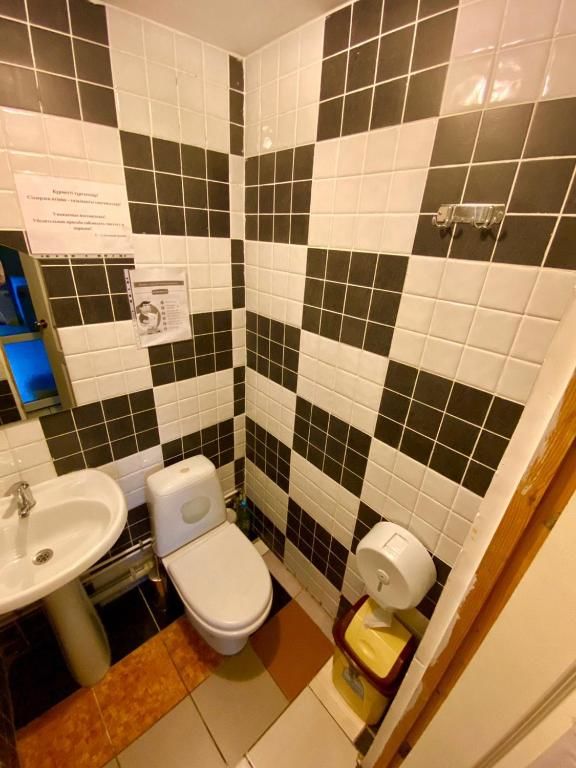 Хостелы Esentai Hostel Алматы-53