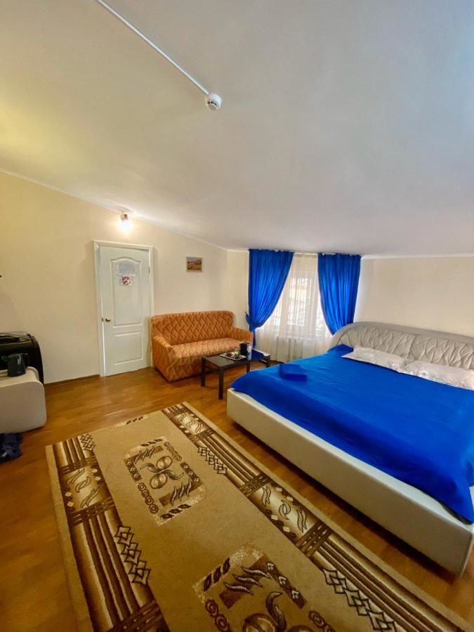 Хостелы Esentai Hostel Алматы-11